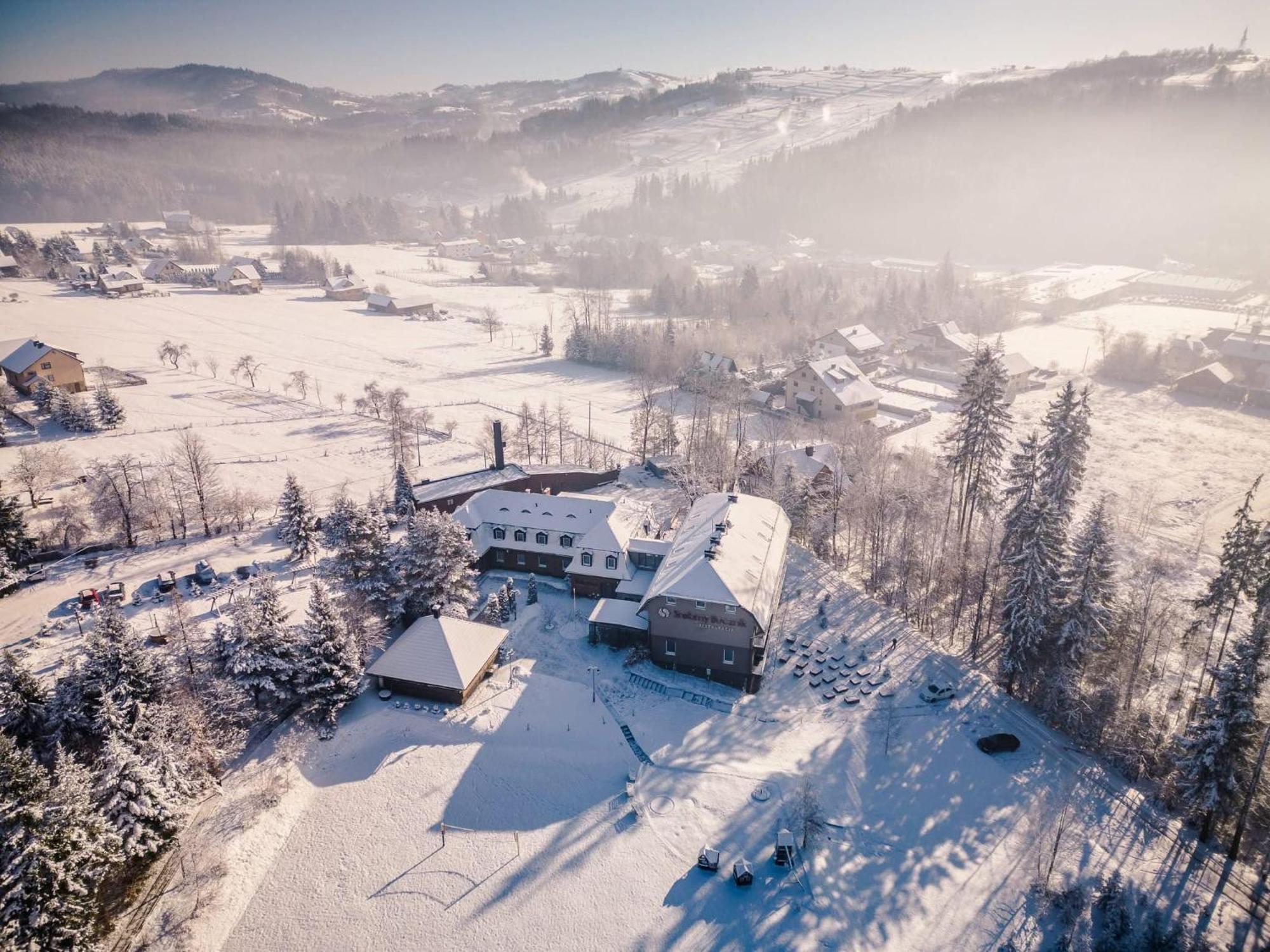 Hotel Srebrny Bucznik Wellness & Restaurant Istebna Exteriér fotografie